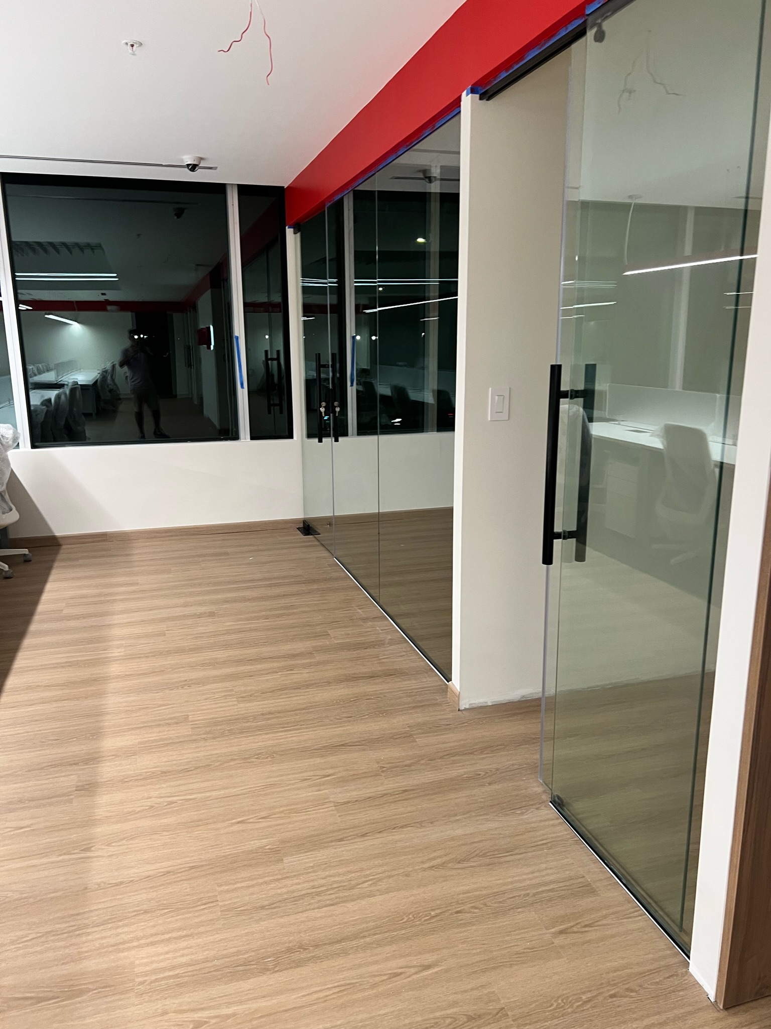 Oficinas en vidrio de Reebok