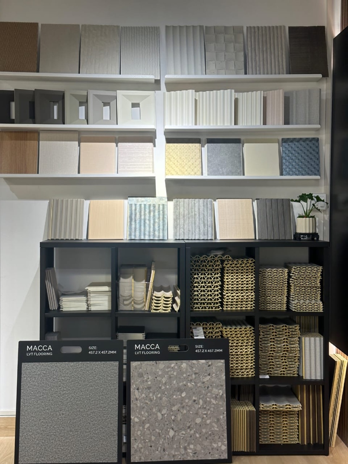 Muestras y materiales en la sucursal de Foshan